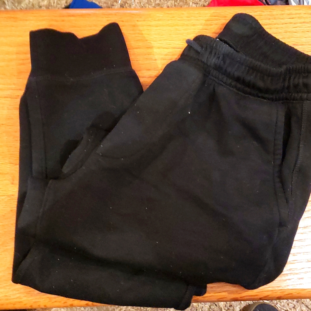 American Eagle Joggers - Black Small Tall